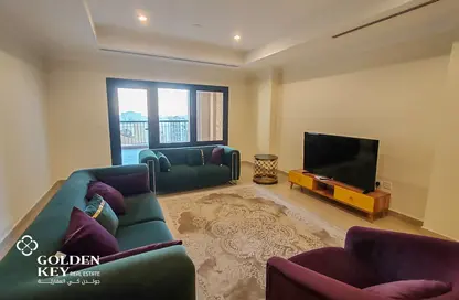 Apartment - 1 Bedroom - 2 Bathrooms for rent in West Porto Drive - Porto Arabia - The Pearl Island - Doha