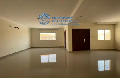 Empty Room image for: Villa - Studio - 5 Bathrooms for rent in Al Luqta - Al Luqta - Doha, Image 1