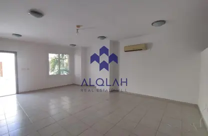 Villa - 4 Bedrooms - 3 Bathrooms for rent in Al Kharaitiyat - Al Kharaitiyat - Umm Salal Mohammed