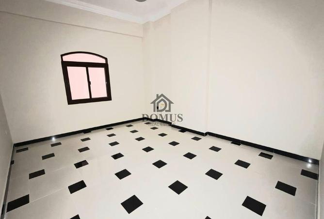 948101 - Property Main Image