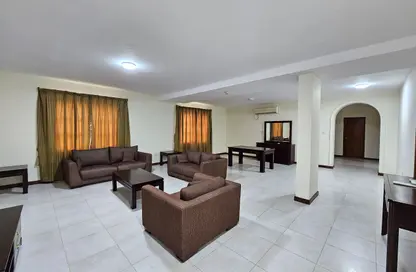 Apartment - 3 Bedrooms - 3 Bathrooms for rent in Al Mansoura - Al Mansoura - Doha
