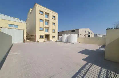 سكن الموظفين - استوديو - 8 حمامات للايجار في المنطقة الصناعية 5 - المنطقة الصناعية - المنطقة الصناعية - الدوحة