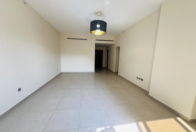 933826 - Property Image 3