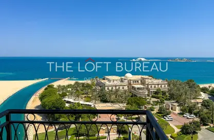 Apartment - 2 Bedrooms - 4 Bathrooms for rent in Floresta Gardens - Floresta Gardens - The Pearl Island - Doha