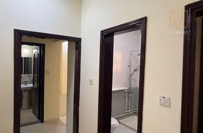 Apartment - 3 Bedrooms - 2 Bathrooms for rent in Bin Omran 35 - Fereej Bin Omran - Doha Apartment - 3 Bedrooms - 2 Bathrooms for rent in Bin Omran 35 - Fereej Bin Omran - Doha