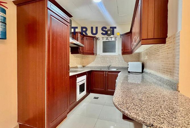 914998 - Property Image 3