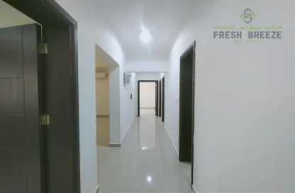 شقة - 2 غرف نوم - 2 حمامات للايجار في مدينة خليفة - الدوحة