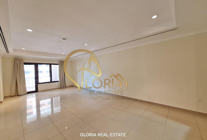 929166 - Property Image 3