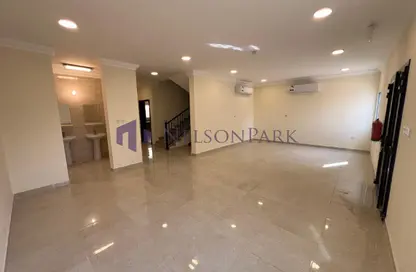 Compound - 6 Bedrooms - 5 Bathrooms for rent in Al Kheesa - Al Kheesa - Umm Salal Mohammed