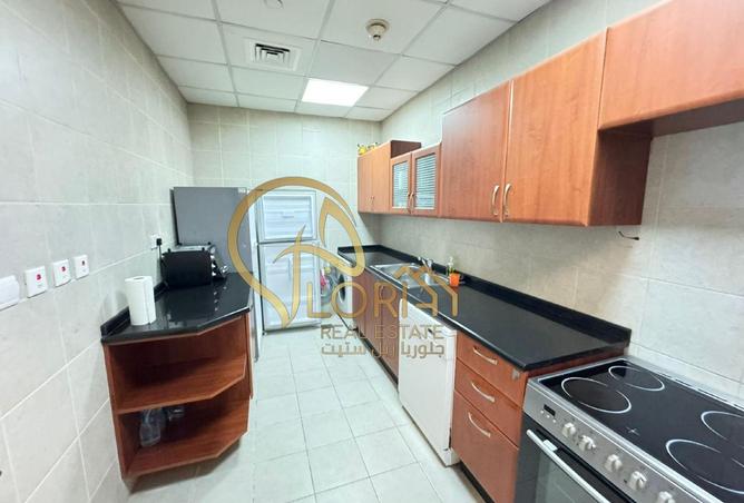 960545 - Property Image 2