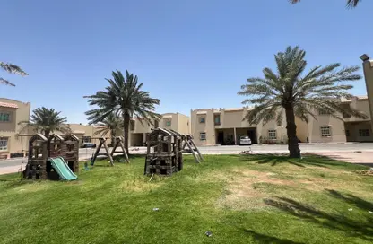 فيلا - 3 غرف نوم - 3 حمامات للايجار في الغرافة - الدوحة