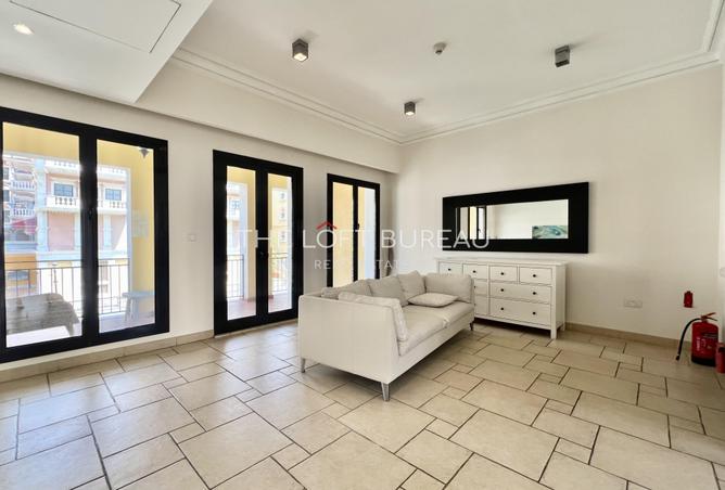 938757 - Property Image 2