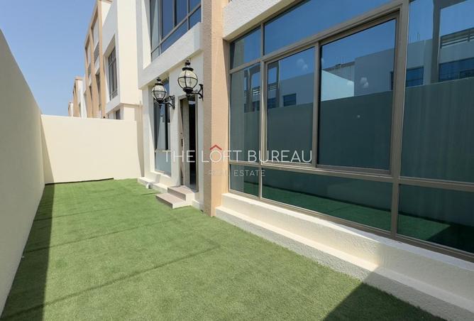 904570 - Property Image 2
