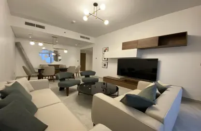Apartment - 2 Bedrooms - 4 Bathrooms for rent in Jawharat Lusail - Marina District - Lusail