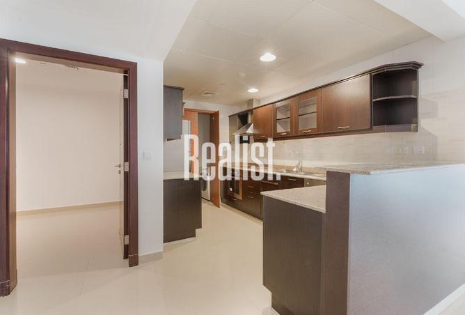 956113 - Property Image 3