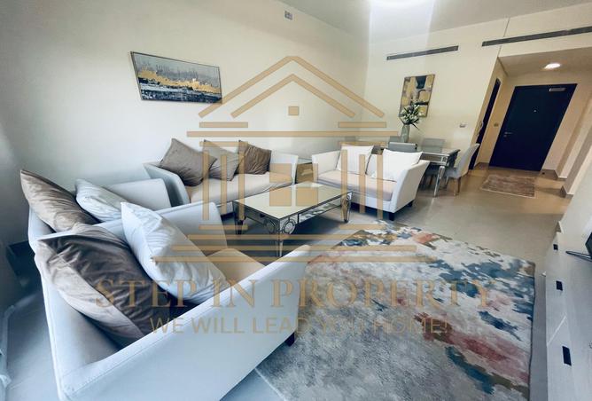 977205 - Property Image 2