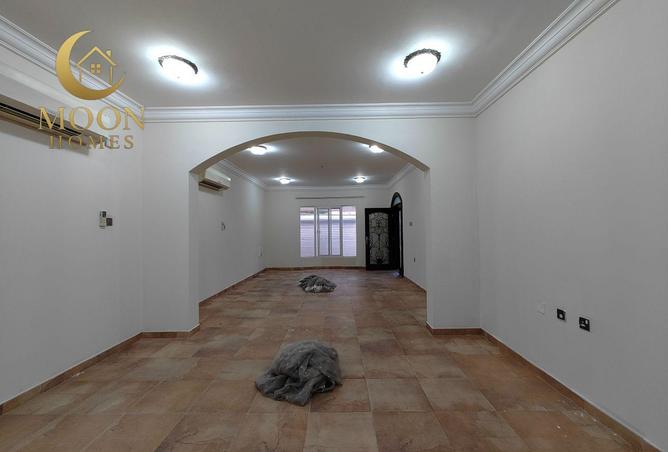 1008537 - Property Image 2