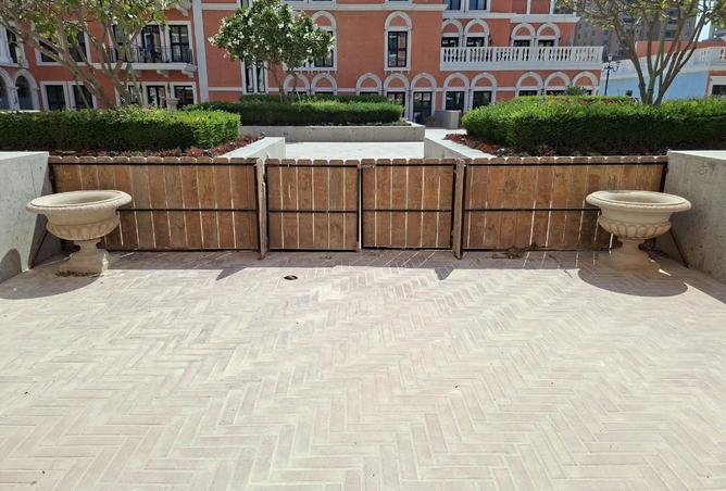 989662 - Property Main Image