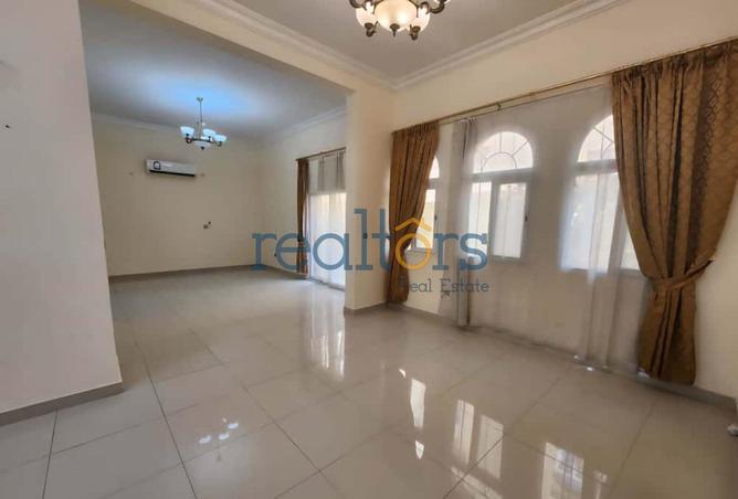 969236 - Property Image 3