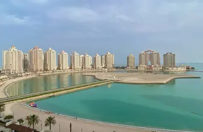 Apartment - 2 Bedrooms - 3 Bathrooms for rent in Viva East - Viva Bahriyah - The Pearl Island - Doha
