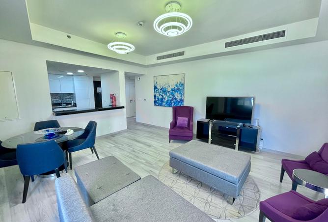 967039 - Property Image 2