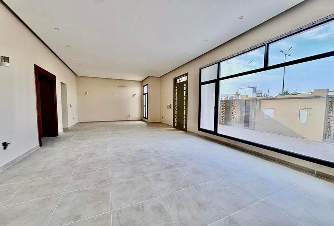 937914 - Property Image 3