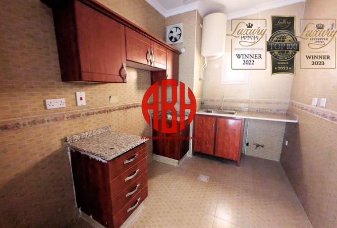 988843 - Property Image 3