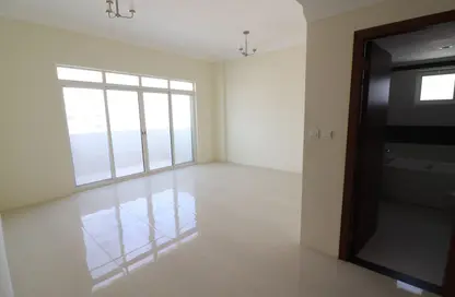 شقة - 2 غرف نوم - 3 حمامات للايجار في جنوب فوكس هيلس - فوكس هيلز - الوسيل