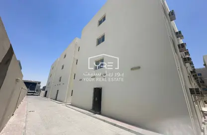 سكن عمال - استوديو - 8 حمامات للايجار في المنطقة الصناعية 3 - المنطقة الصناعية - المنطقة الصناعية - الدوحة