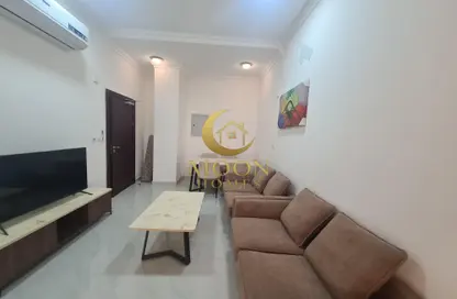 Apartment - 2 Bedrooms - 2 Bathrooms for rent in Al Mansoura - Al Mansoura - Doha