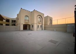 Villa - 6 bedrooms - 7 bathrooms for rent in Al Kheesa - Al Kheesa - Umm Salal Mohammad