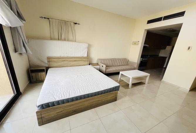 992133 - Property Image 2