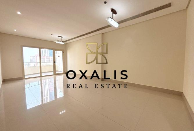 960465 - Property Image 2