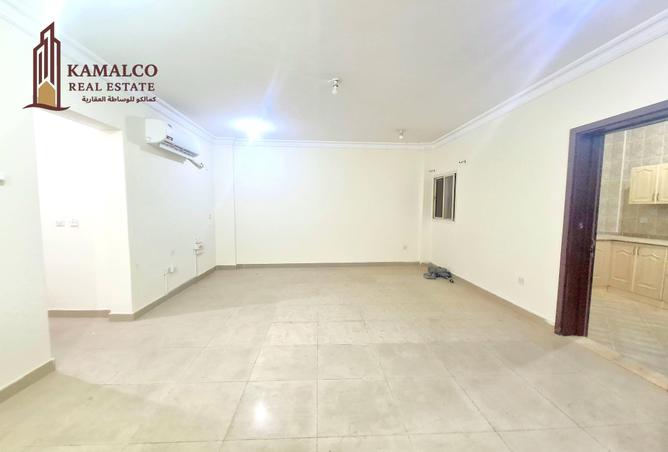 966458 - Property Main Image