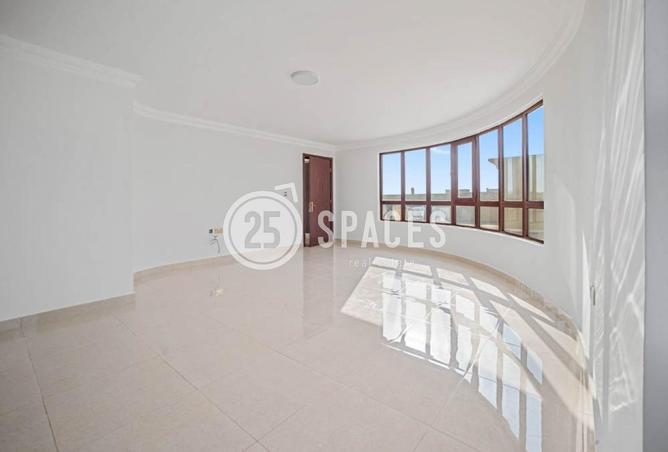 972632 - Property Image 3