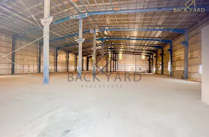 محل تجاري - استوديو - 3 حمامات للايجار في شارع الصناعية الشرقي - بركة العوامر - الوكرة