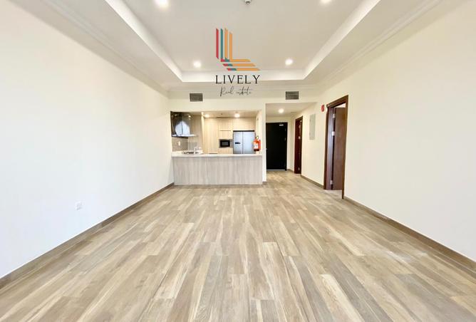 958181 - Property Image 2