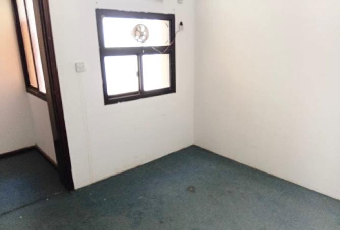 983180 - Property Image 3