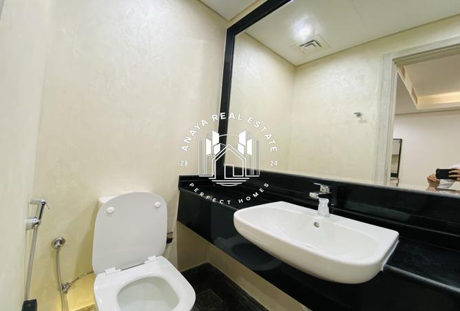 971853 - Property Image 3