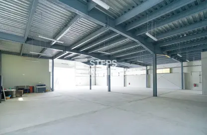 Warehouse - Studio for rent in East Industrial Street - Birkat Al Awamer - Al Wakra