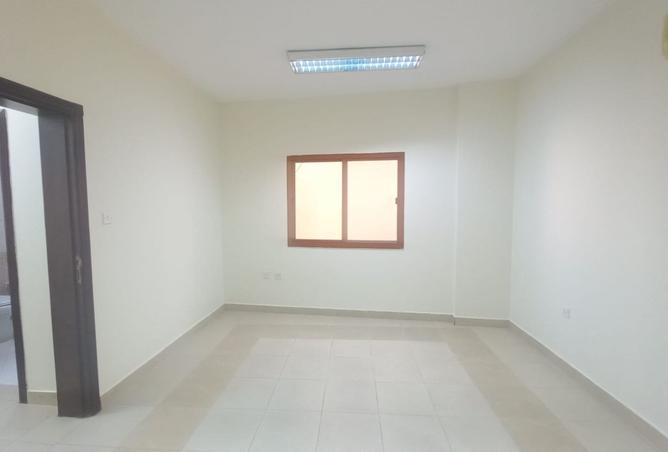 941667 - Property Image 2