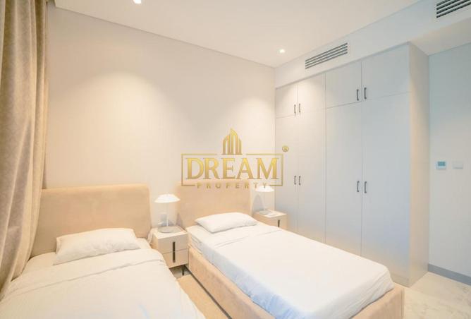 998591 - Property Image 2