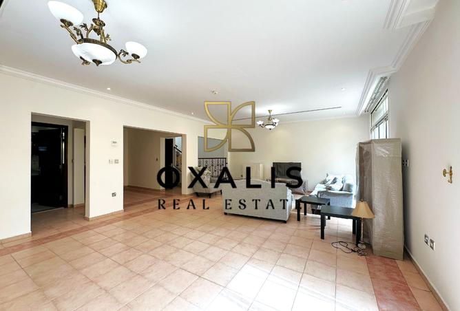 938569 - Property Image 3