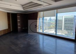صورةغرفة فارغة لـ: مساحات مكتبية - 2 حمامات للكراء في شارع الكورنيش - شارع الكورنيش - الدوحة, صورة 1