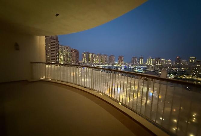 976715 - Property Image 2