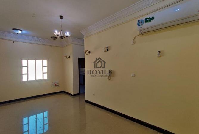 991637 - Property Image 2