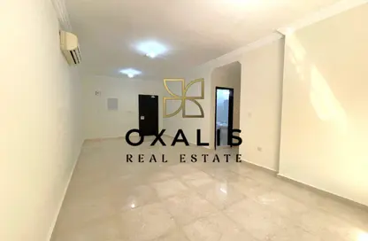 Apartment - 2 Bedrooms - 2 Bathrooms for rent in Al Sadd Road - Al Sadd - Doha