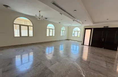 Compound - 5 Bedrooms - 6 Bathrooms for rent in Al Hilal - Al Hilal - Doha