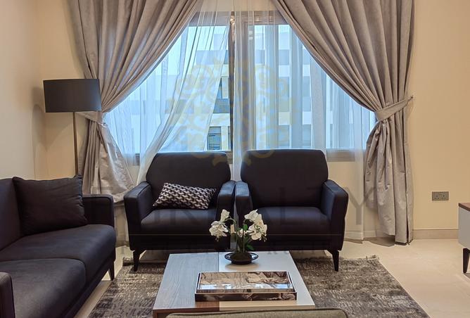 978777 - Property Image 2