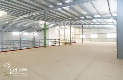 Warehouse - Studio - 1 Bathroom for rent in Industrial Area 1 - Industrial Area - Doha